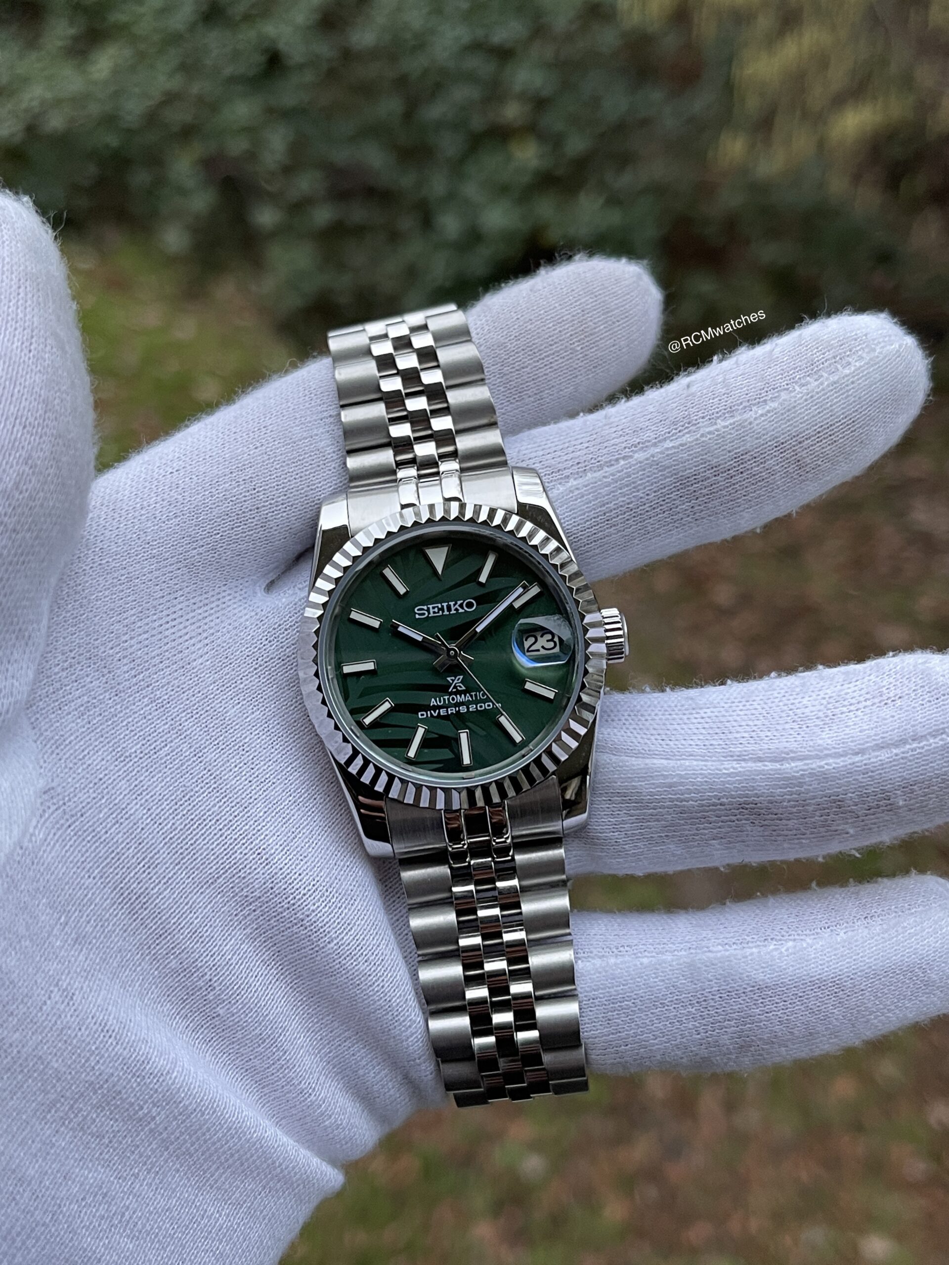 Date Just Palm Green Fluted