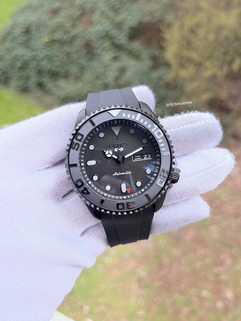 SKXX Black